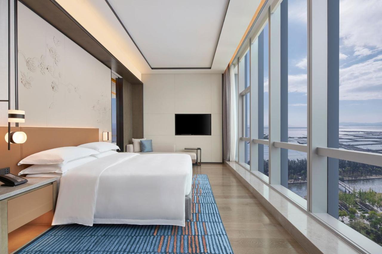 Courtyard By Marriott Wenzhou Yueqing Hotel Exterior foto